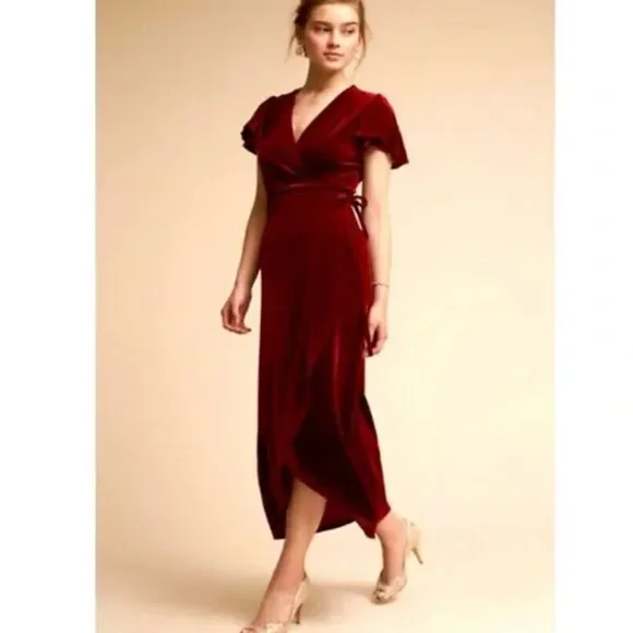 Thrive velvet dress hotsell
